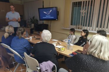 📚🎨 Warsztaty komiksowe ze Zbigniewem Masternakiem – już za nami! 🎨📚