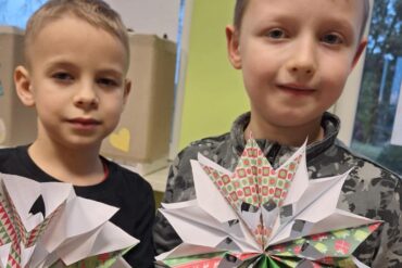 Świąteczne choinki – pracownia manualna